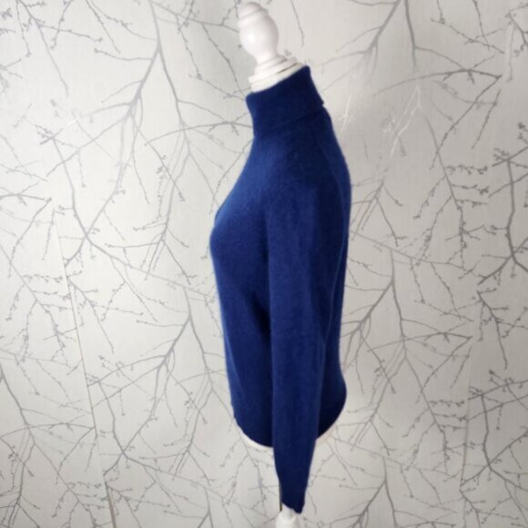 Lord & Taylor Navy 100% Cashmere Knit Turtleneck Sweater - Picture 2 of 4